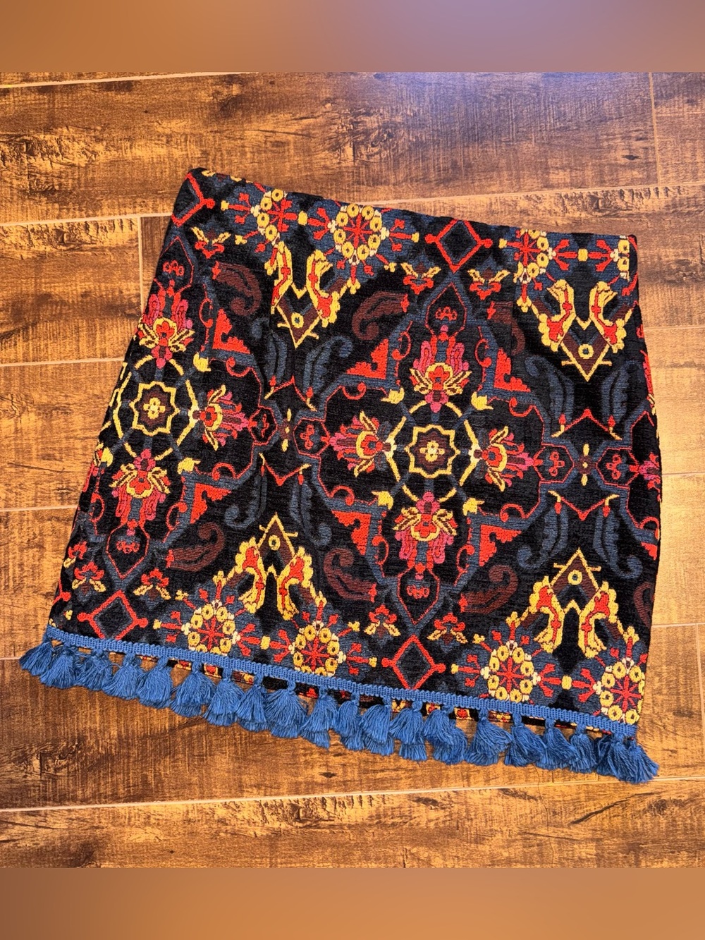 Zara Jacquard - Mini Skirt with Red, Yellow, black & Blue Pattern - Tassel Hem